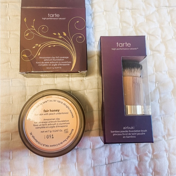 tarte Other - Tarte Amazonian clay airbrush foundation and airbuki powder foundation brush